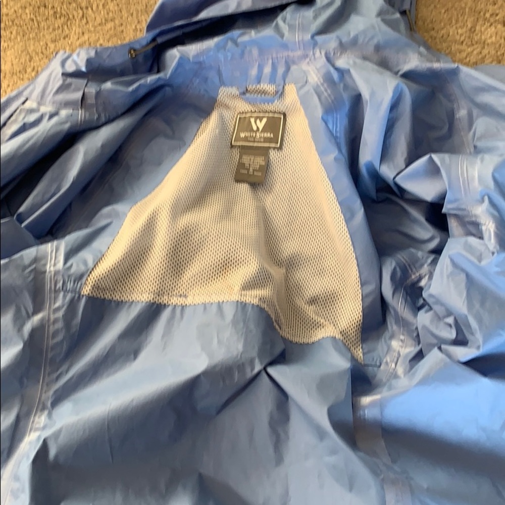 NWOT White Sierra Rain Jacket - Picture 4 of 4